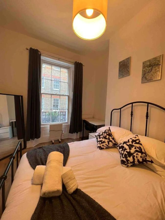 Stay In The Heart Of Soho ลอนดอน ภายนอก รูปภาพ