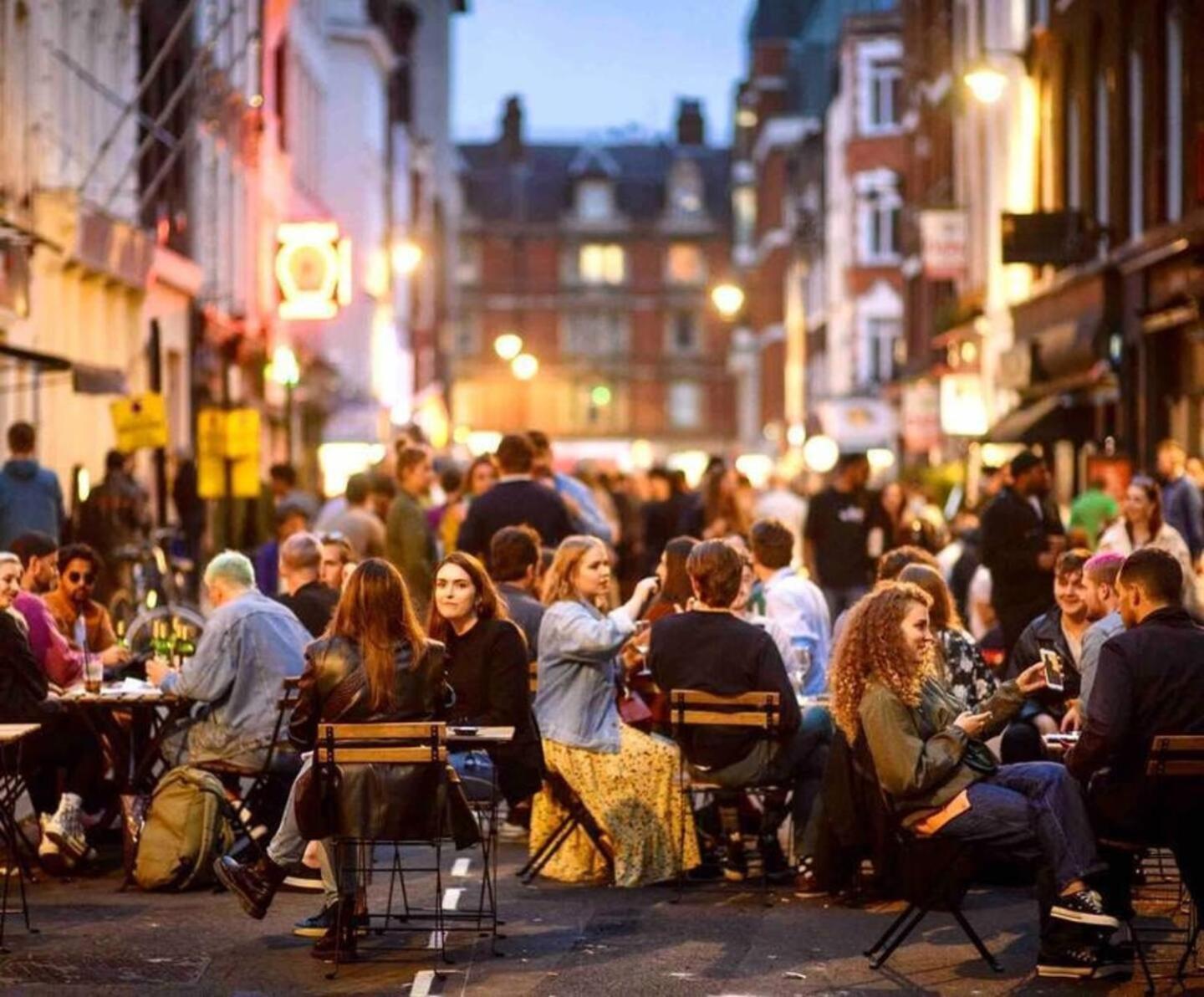 Stay In The Heart Of Soho ลอนดอน ภายนอก รูปภาพ
